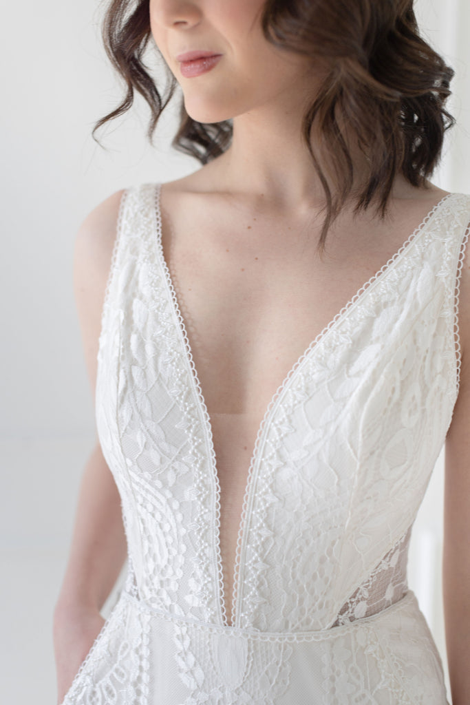 Beth - Tul e Blanc Sample Sale